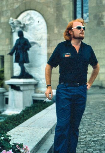 En los tiempos del viaje del Orient Express en un vagón de tercera (Laussanne)